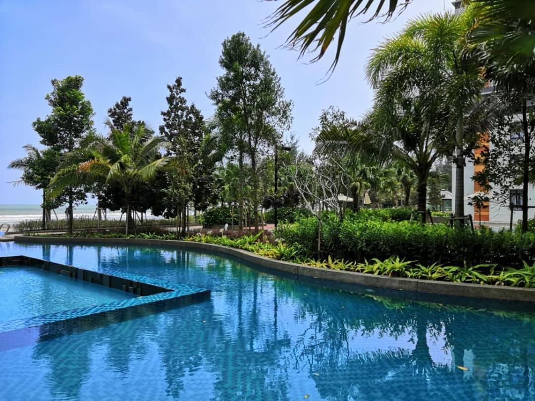 De Lavelle Suites @ Timur Bay Seafront Residence Kuantan Exterior foto