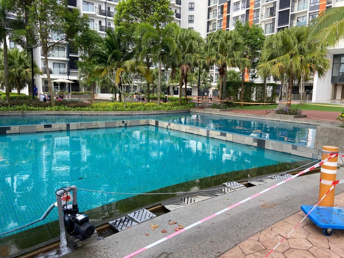 De Lavelle Suites @ Timur Bay Seafront Residence Kuantan Exterior foto
